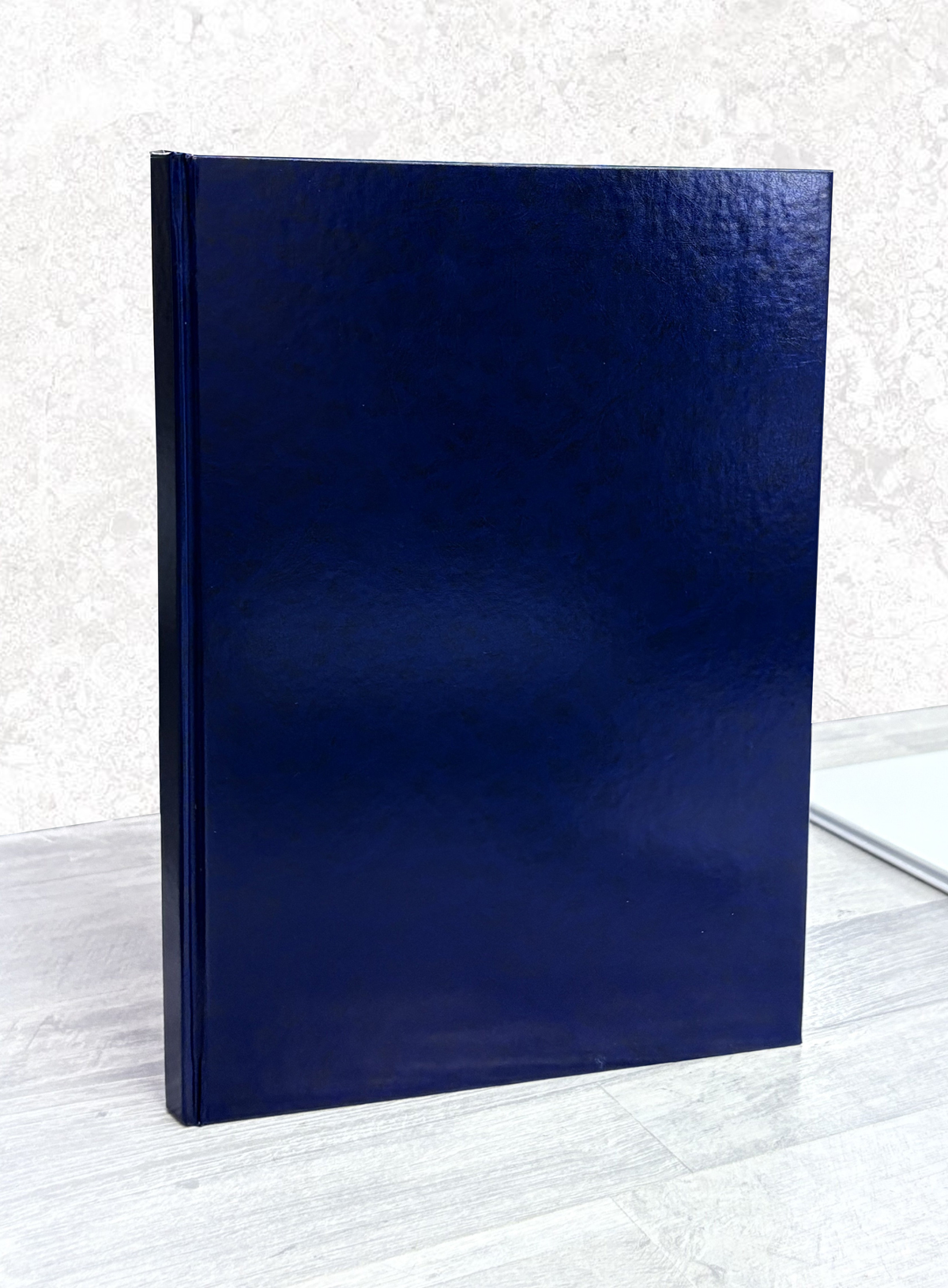 Варианты исполнения твердой обложки